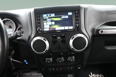 2013 Jeep Wrangler Sahara
