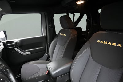 2013 Jeep Wrangler Sahara