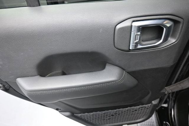 2023 Jeep Wrangler Altitude