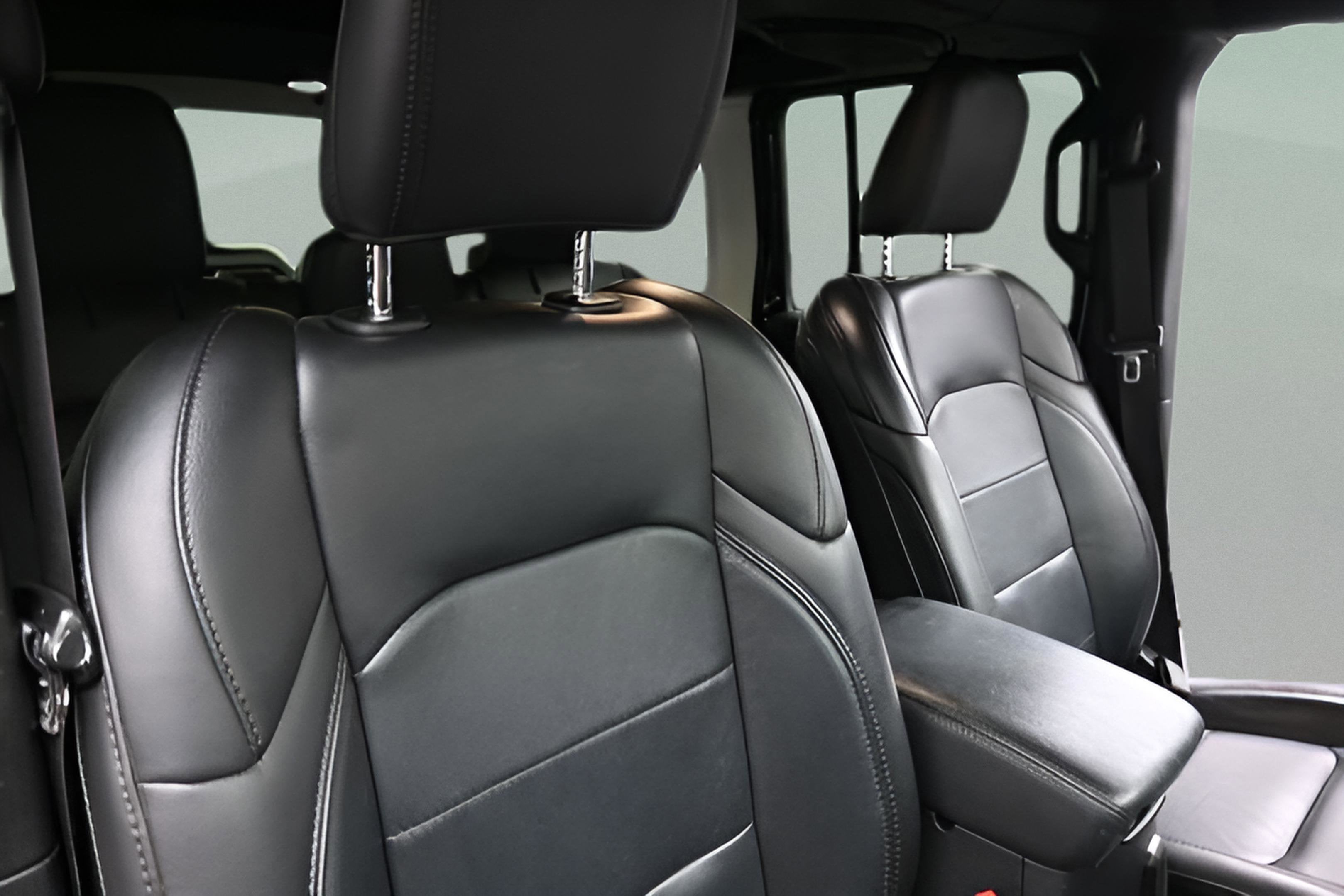 2023 Jeep Wrangler Altitude
