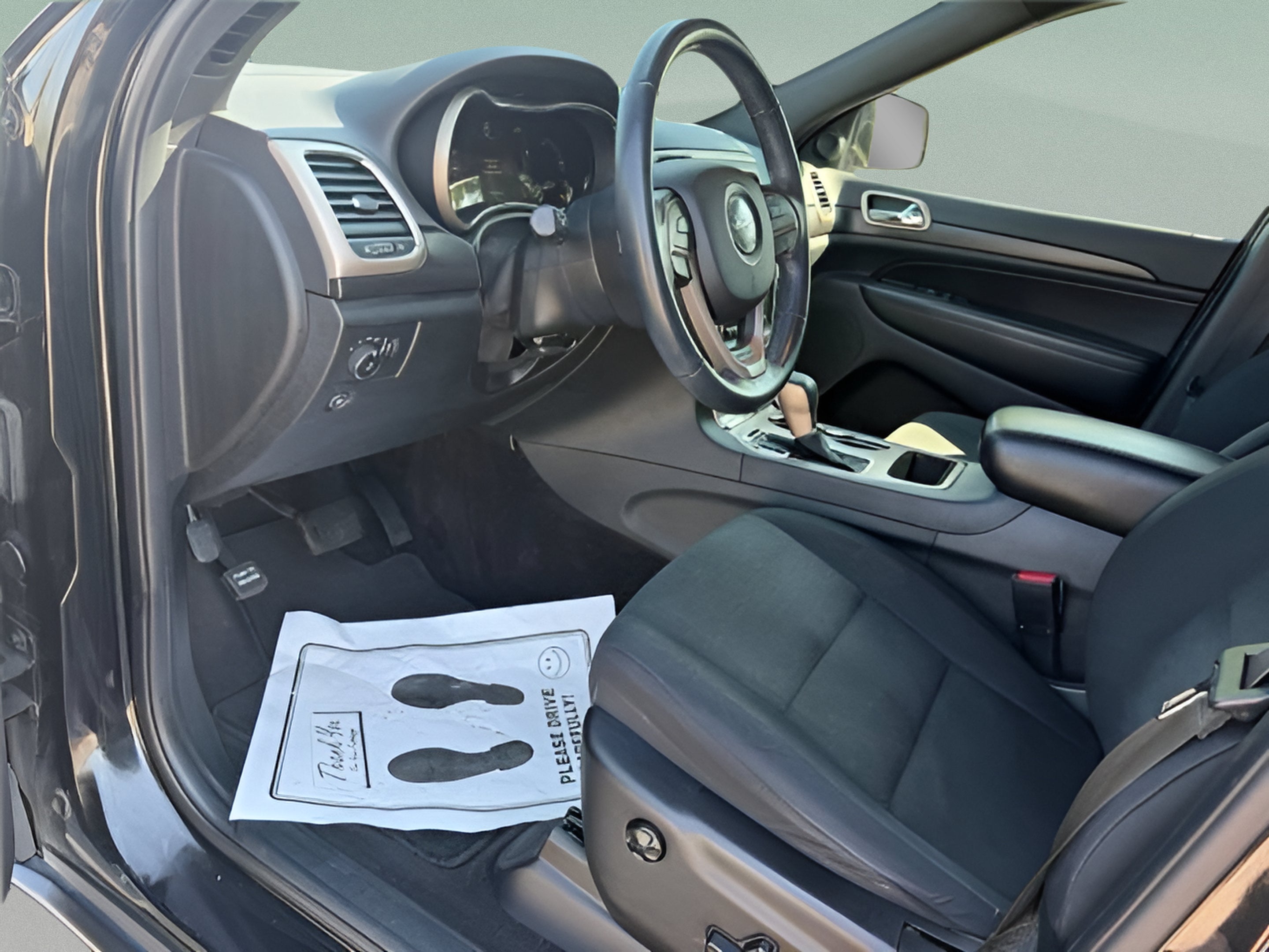 2017 Jeep Grand Cherokee Laredo