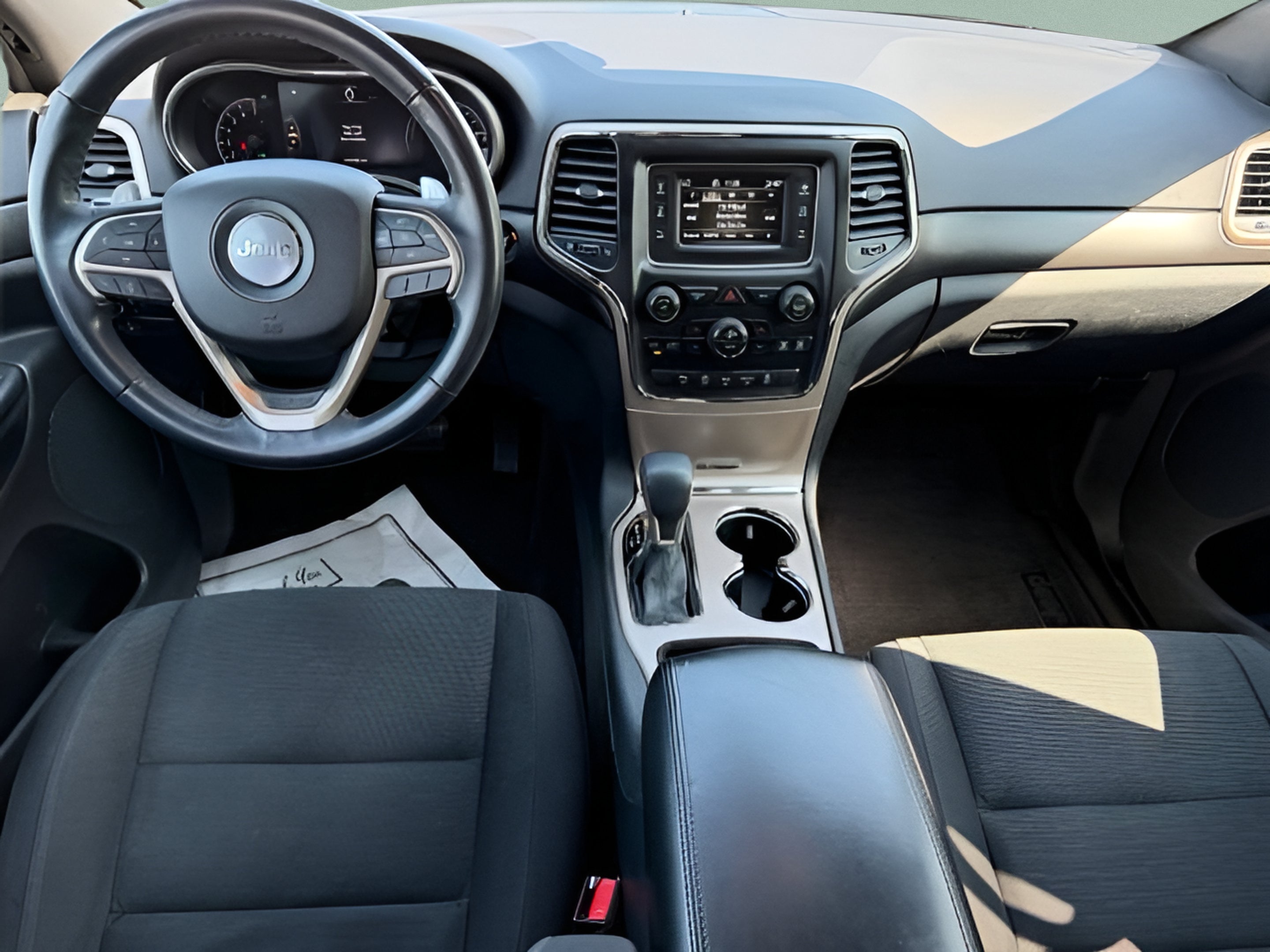 2017 Jeep Grand Cherokee Laredo