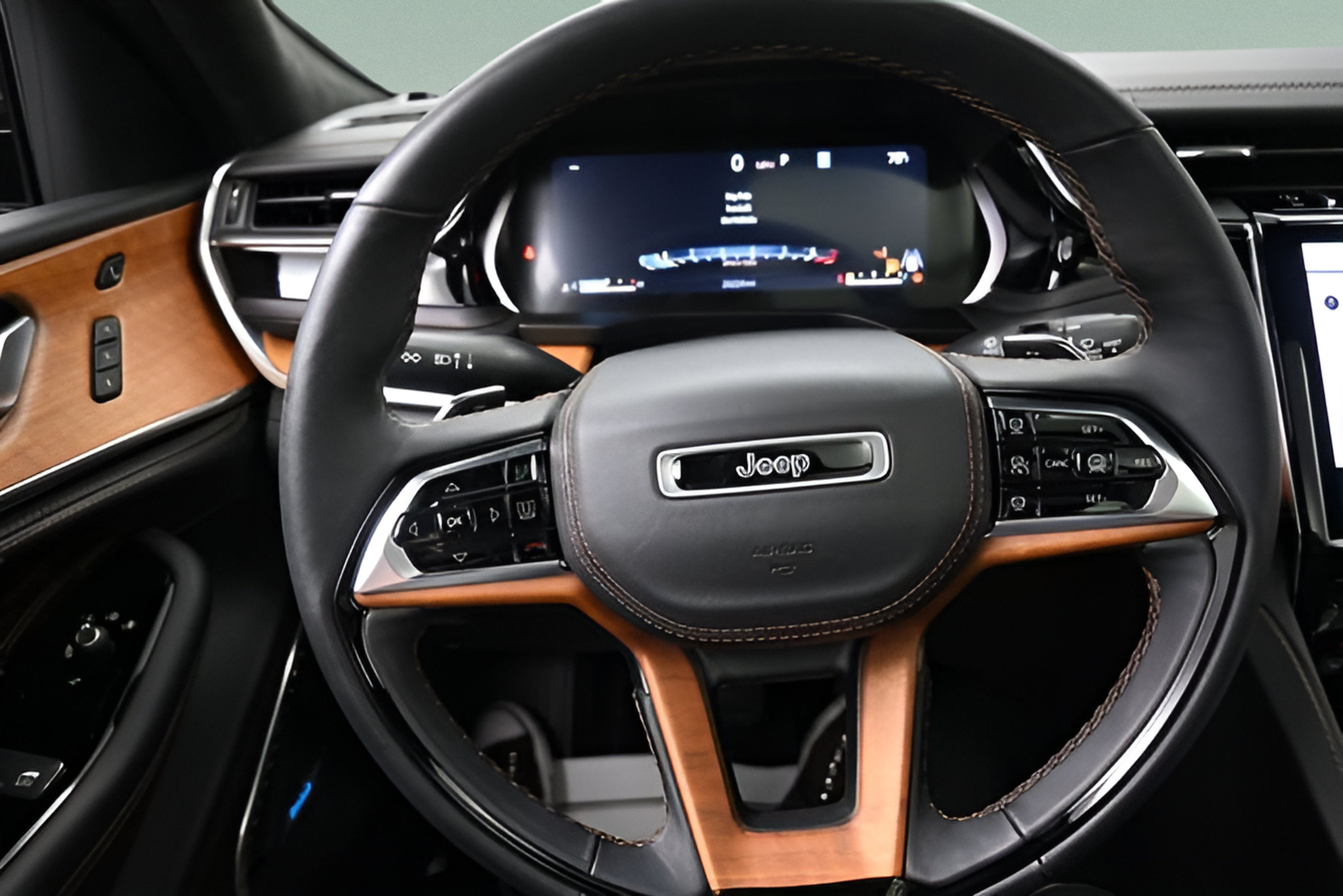 2023 Jeep Grand Cherokee L Summit