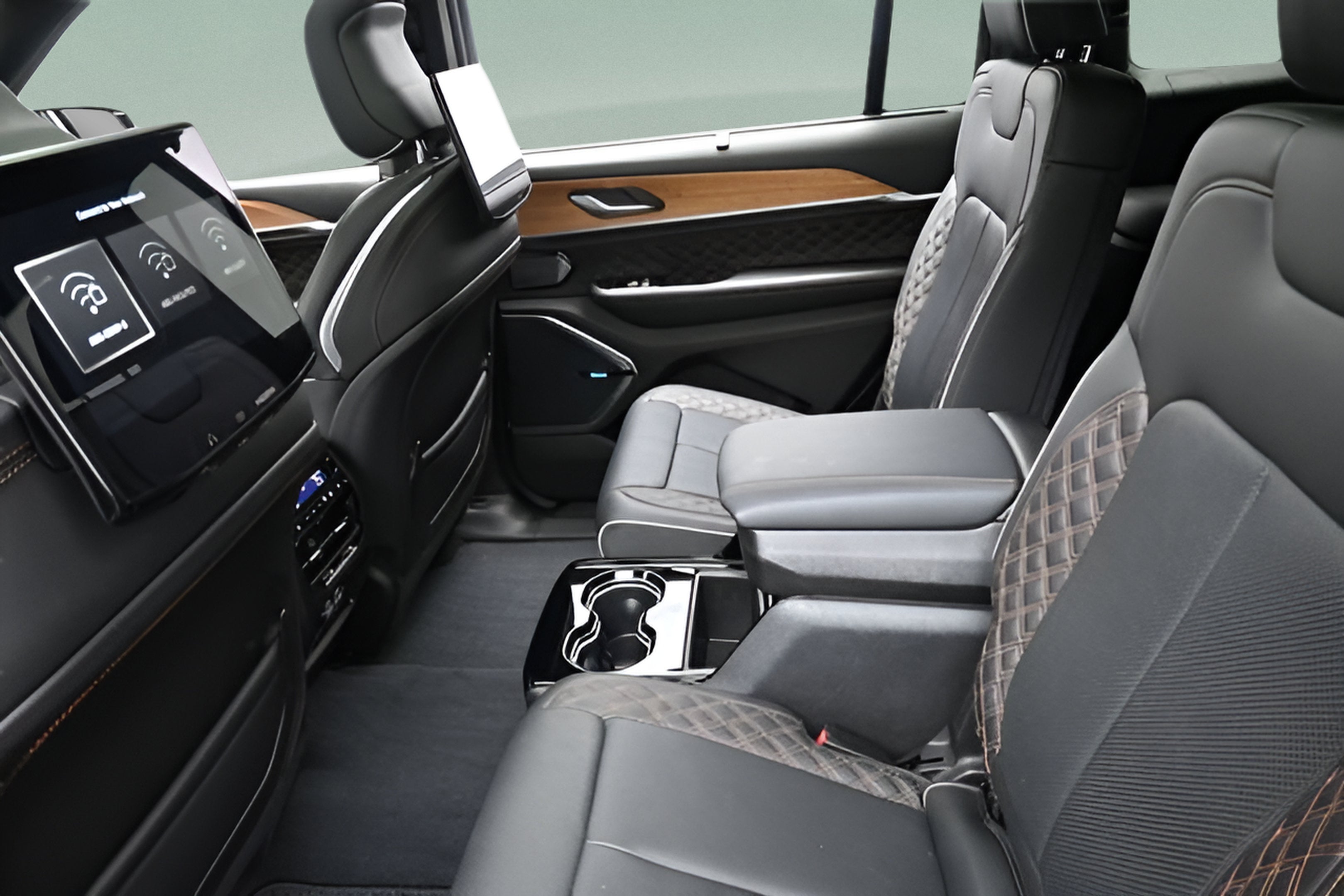 2023 Jeep Grand Cherokee L Summit