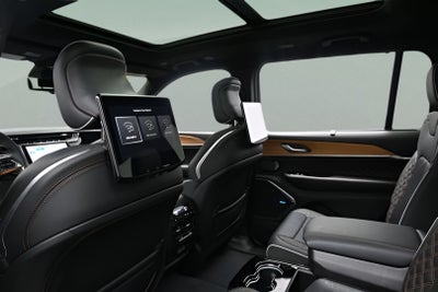 2023 Jeep Grand Cherokee L Summit