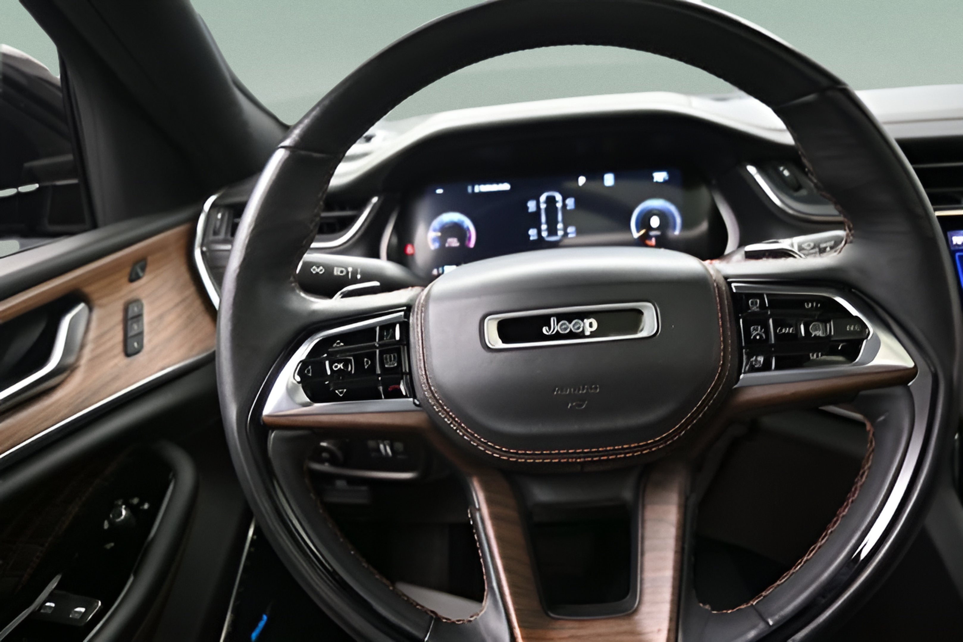 2023 Jeep Grand Cherokee L Summit