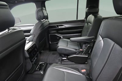 2023 Jeep Wagoneer Series II