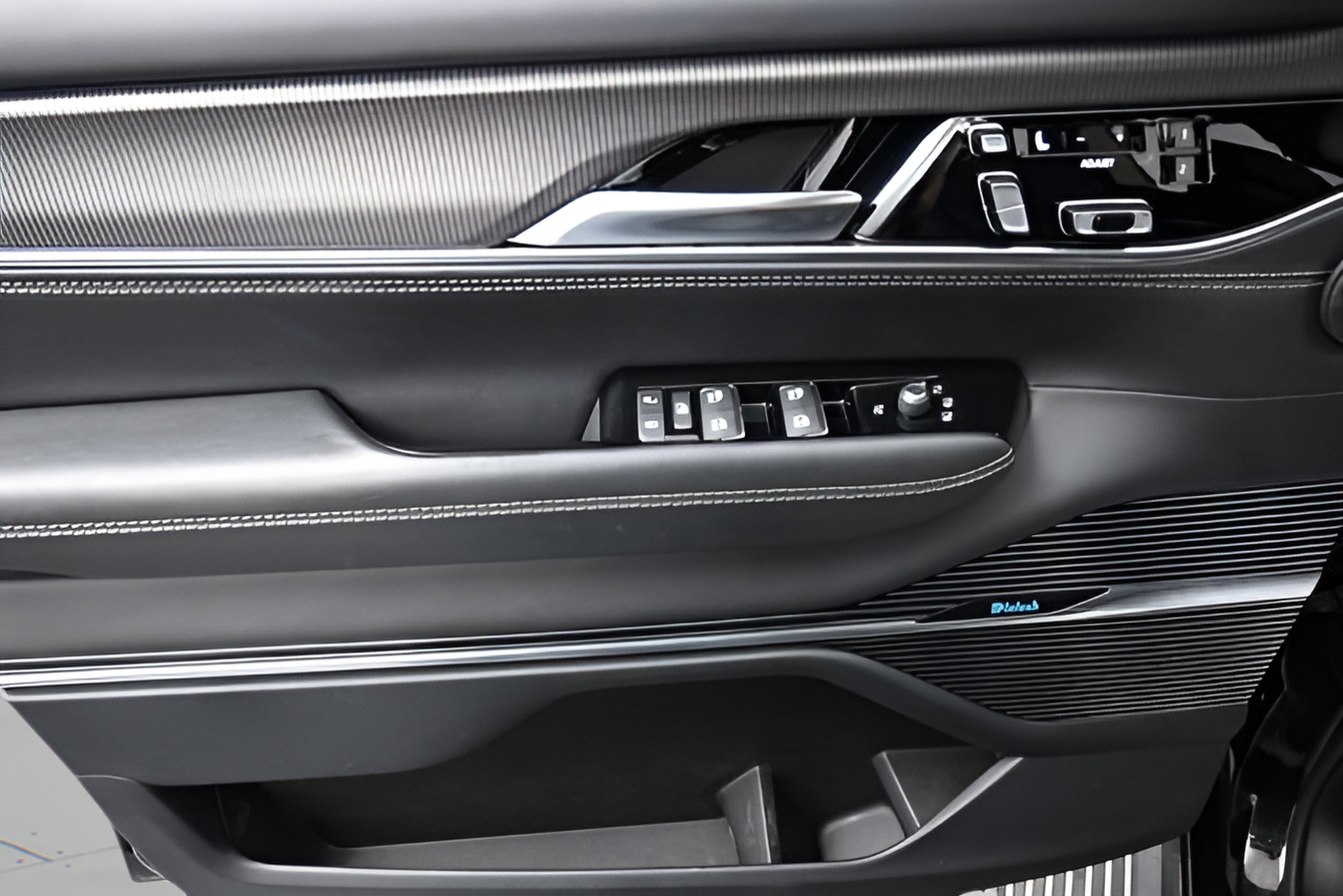 2023 Jeep Grand Wagoneer Series II