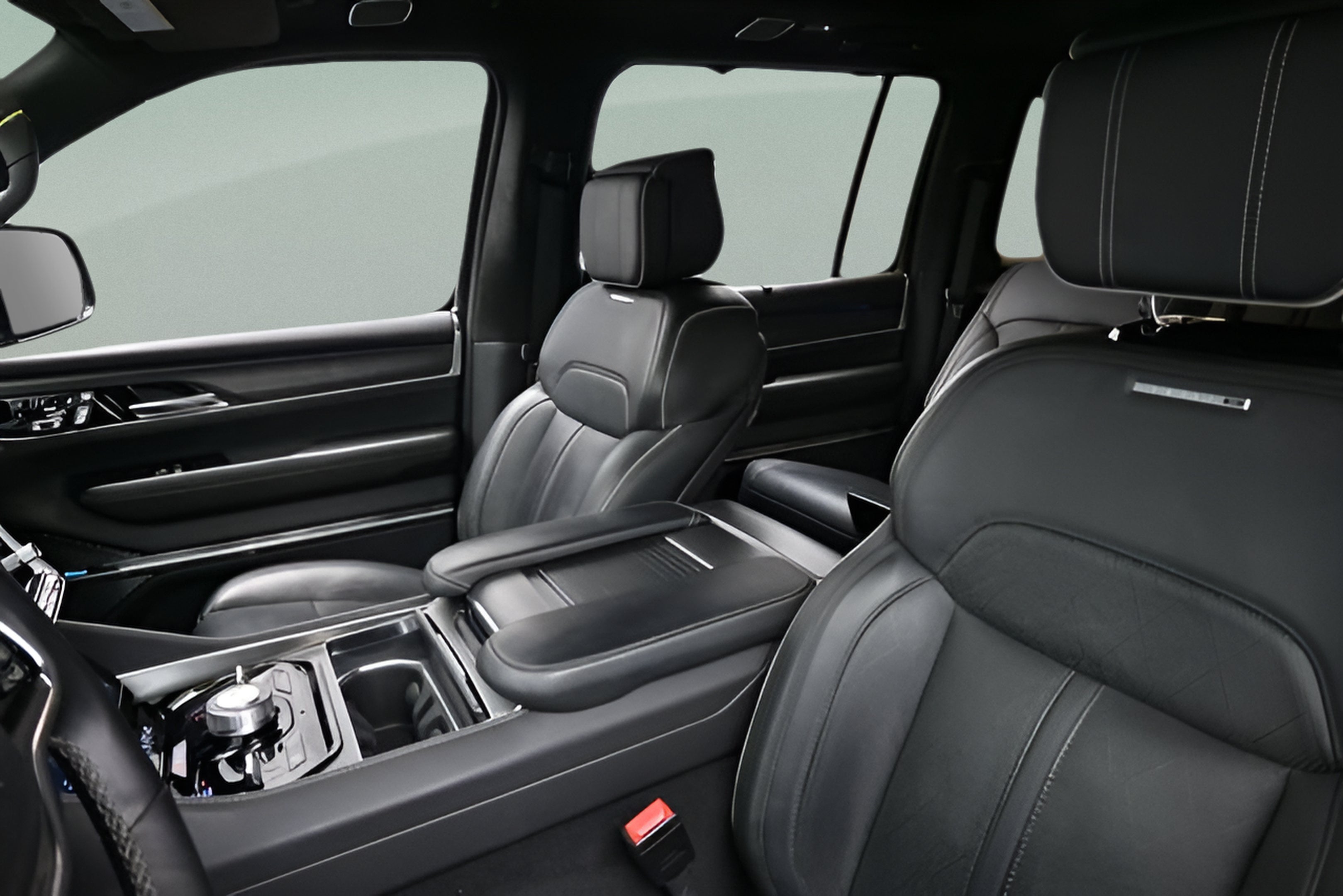 2023 Jeep Grand Wagoneer Series II