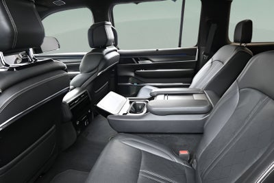 2023 Jeep Grand Wagoneer Series II