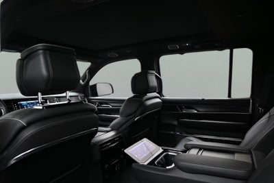 2023 Jeep Grand Wagoneer Series II