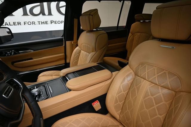 2023 Jeep Grand Wagoneer Series III