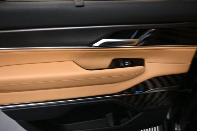 2023 Jeep Grand Wagoneer Series III
