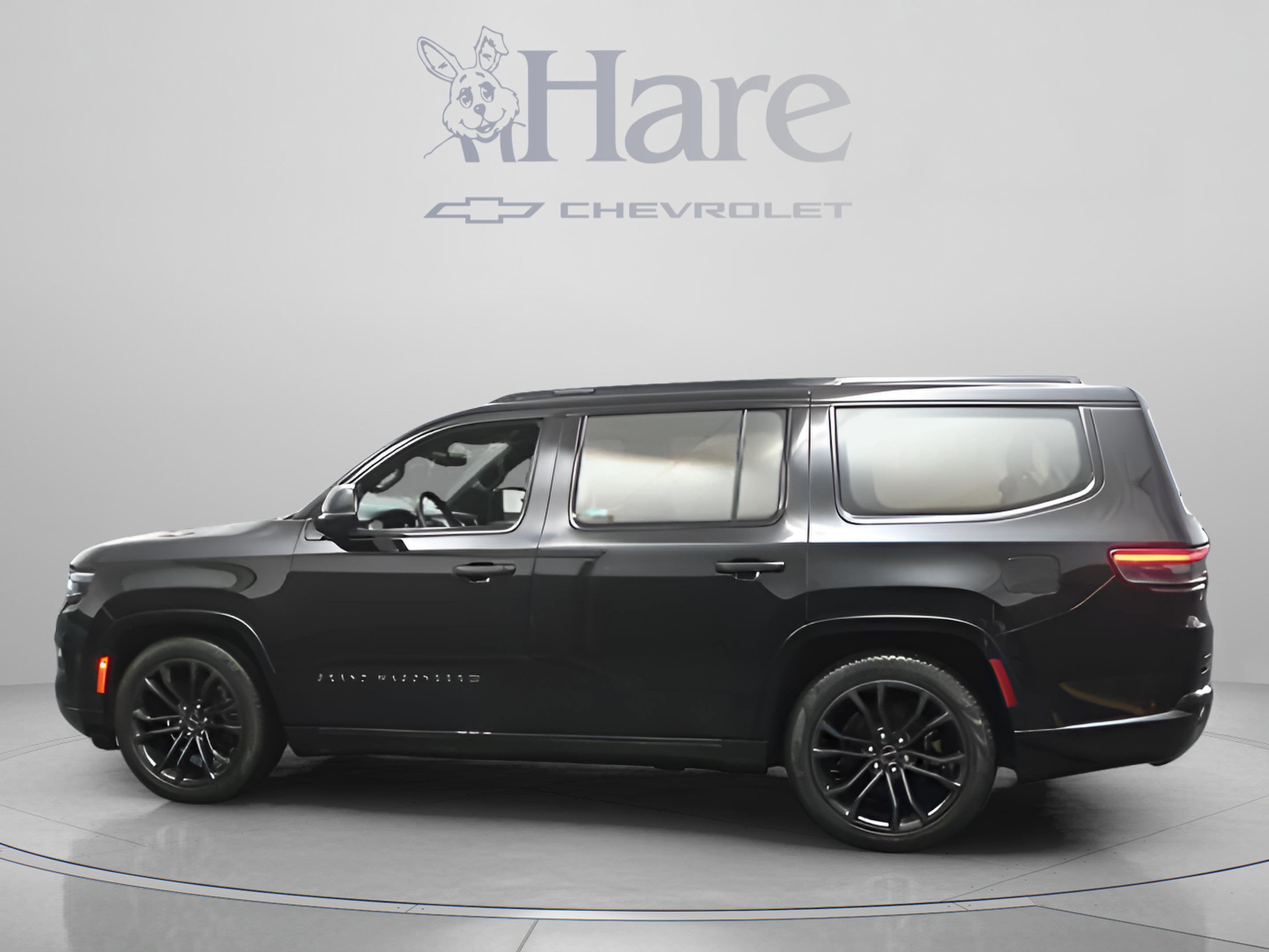 2023 Jeep Grand Wagoneer Series III