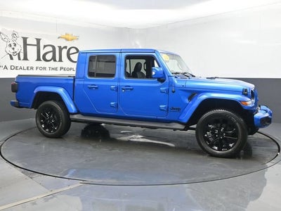 2022 Jeep Gladiator Overland