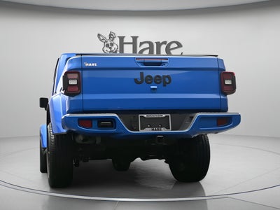 2022 Jeep Gladiator Overland
