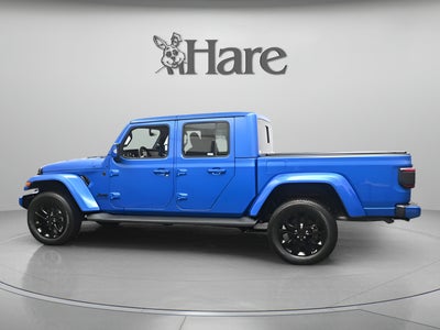 2022 Jeep Gladiator Overland
