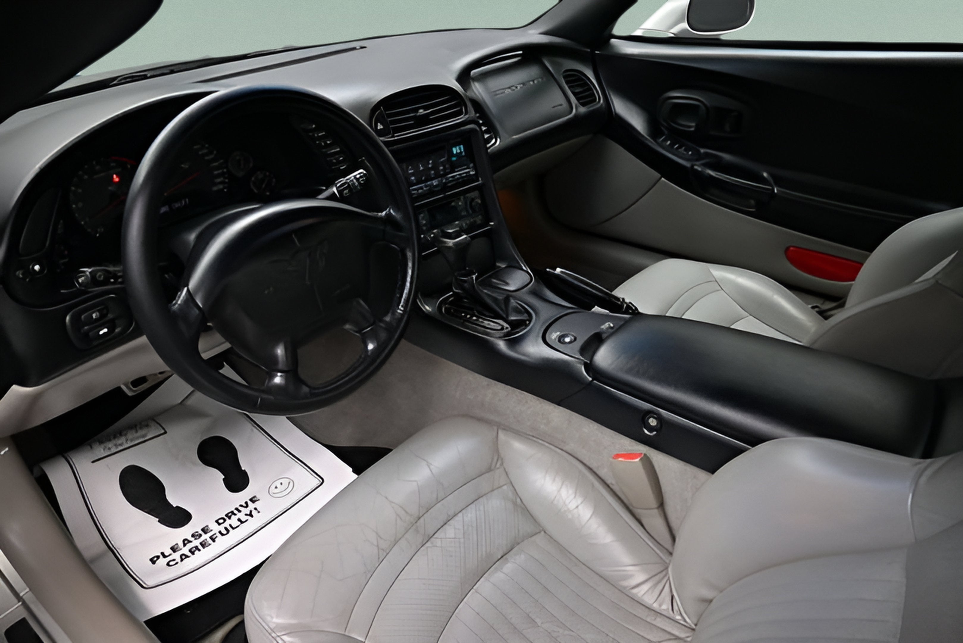 2004 Chevrolet Corvette Base