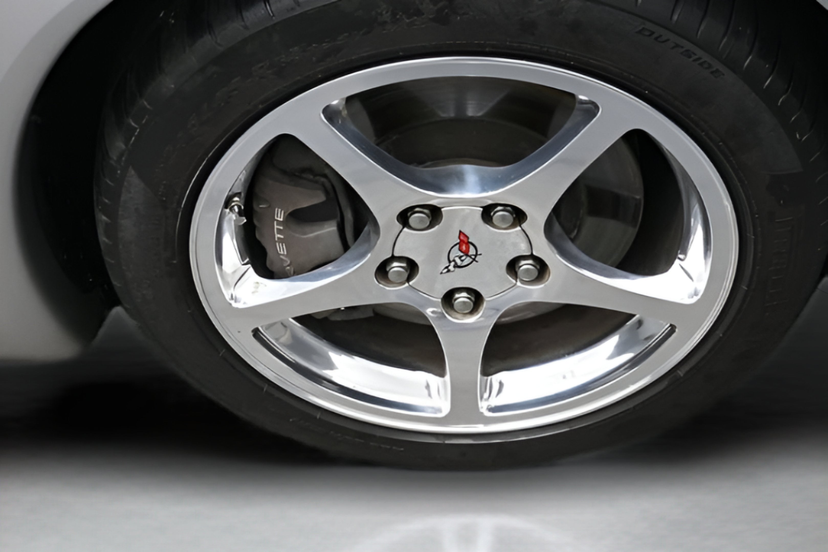 2004 Chevrolet Corvette Base