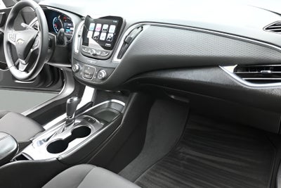 2017 Chevrolet Malibu LT 1LT