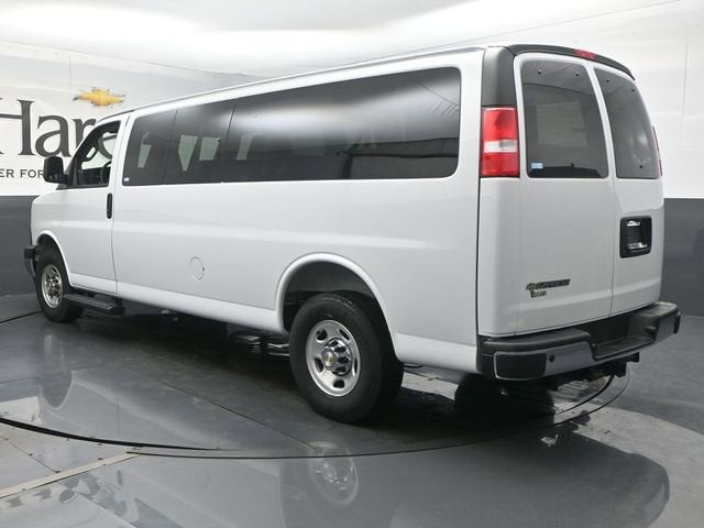 2025 Chevrolet Express 3500 LT Passenger