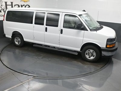 2025 Chevrolet Express 3500 LT Passenger
