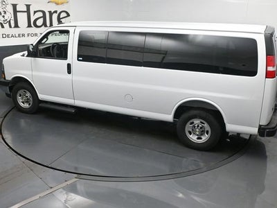 2025 Chevrolet Express 3500 LT Passenger