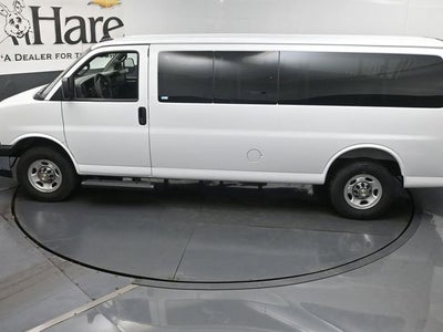 2025 Chevrolet Express 3500 LT Passenger