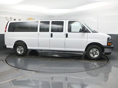 2025 Chevrolet Express 3500 LT Passenger