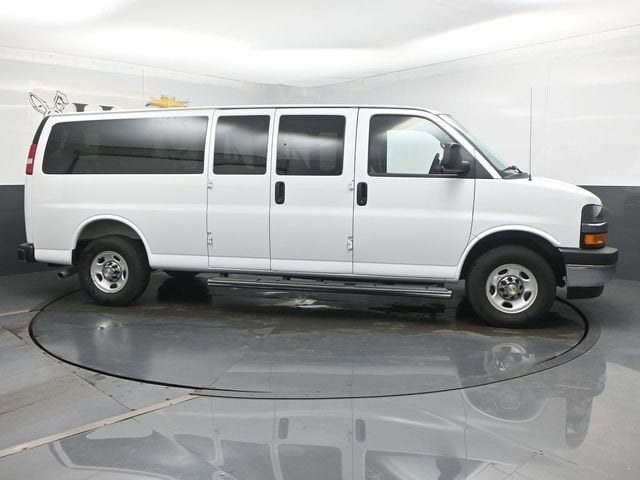 2025 Chevrolet Express 3500 LT Passenger