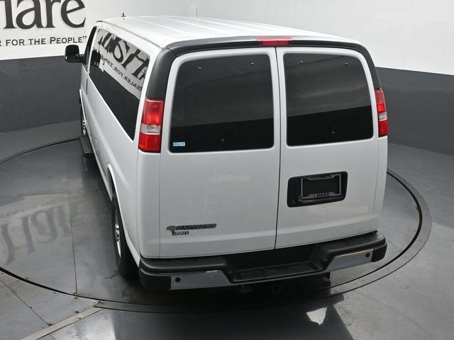 2025 Chevrolet Express 3500 LT Passenger