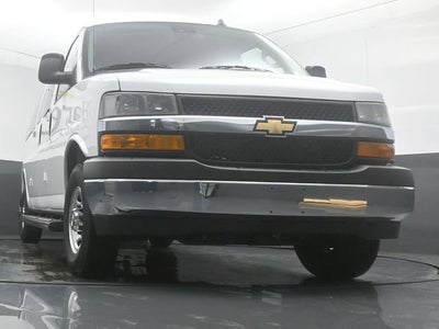 2025 Chevrolet Express 3500 LT Passenger
