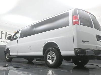 2025 Chevrolet Express 3500 LT Passenger