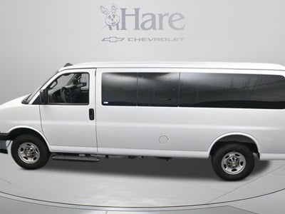 2025 Chevrolet Express 3500 LT Passenger