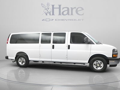 2025 Chevrolet Express 3500 LT Passenger