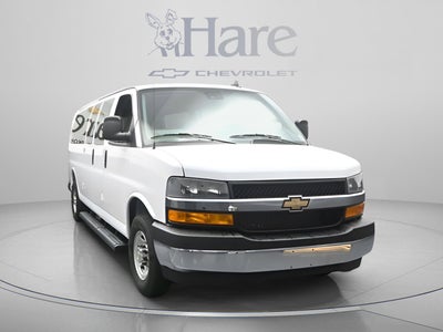 2025 Chevrolet Express 3500 LT Passenger