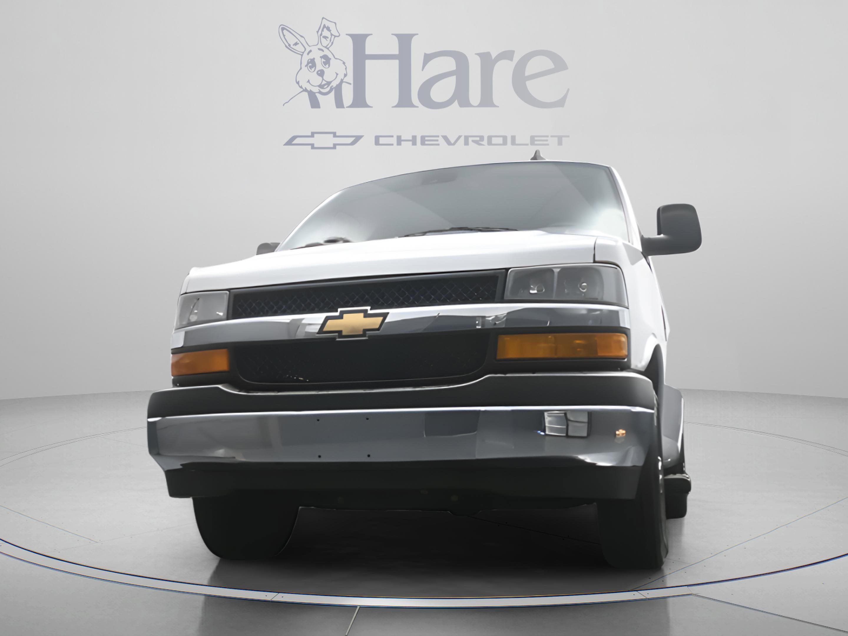 2025 Chevrolet Express 3500 LT Passenger