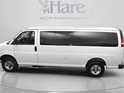 2025 Chevrolet Express 3500 LT Passenger
