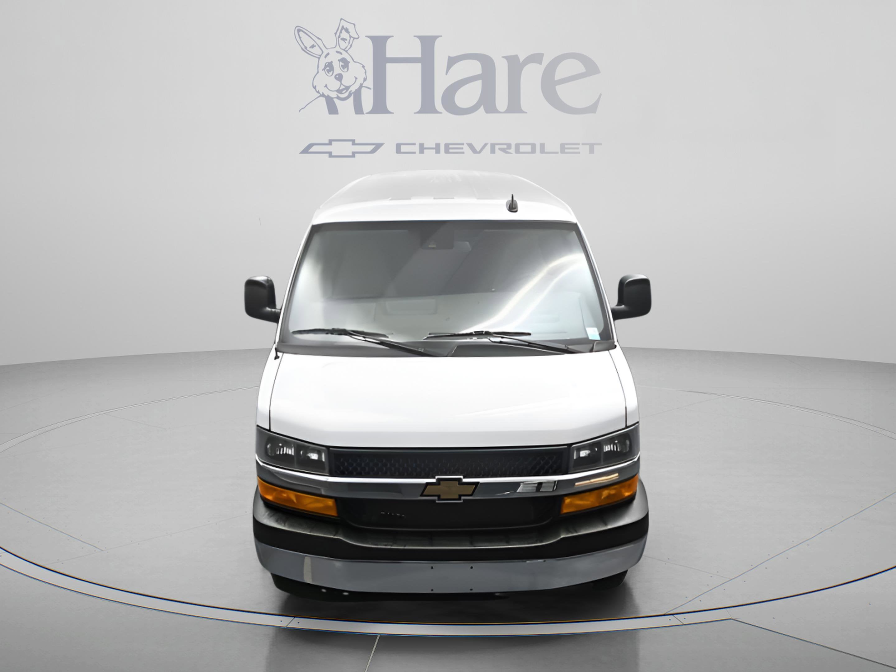 2025 Chevrolet Express 3500 LT Passenger