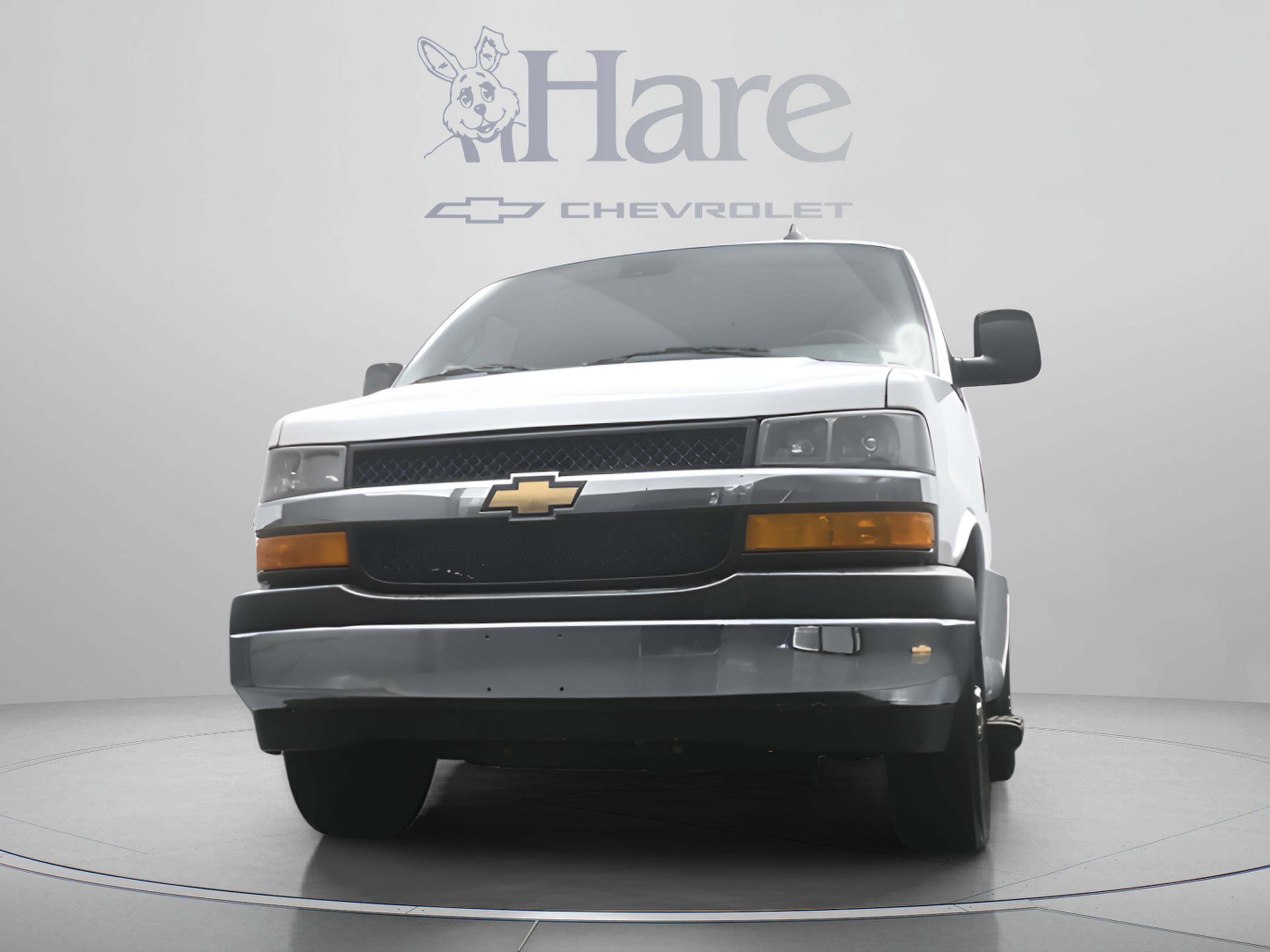 2025 Chevrolet Express 3500 LT Passenger