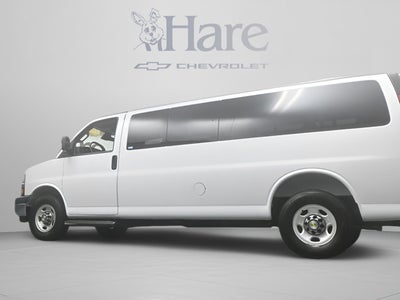 2025 Chevrolet Express 3500 LT Passenger