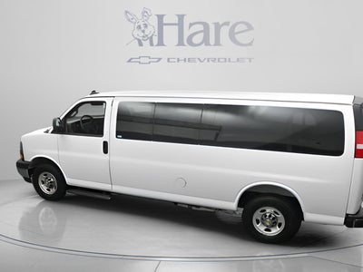 2025 Chevrolet Express 3500 LT Passenger