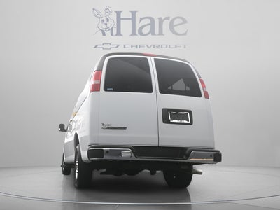 2025 Chevrolet Express 3500 LT Passenger