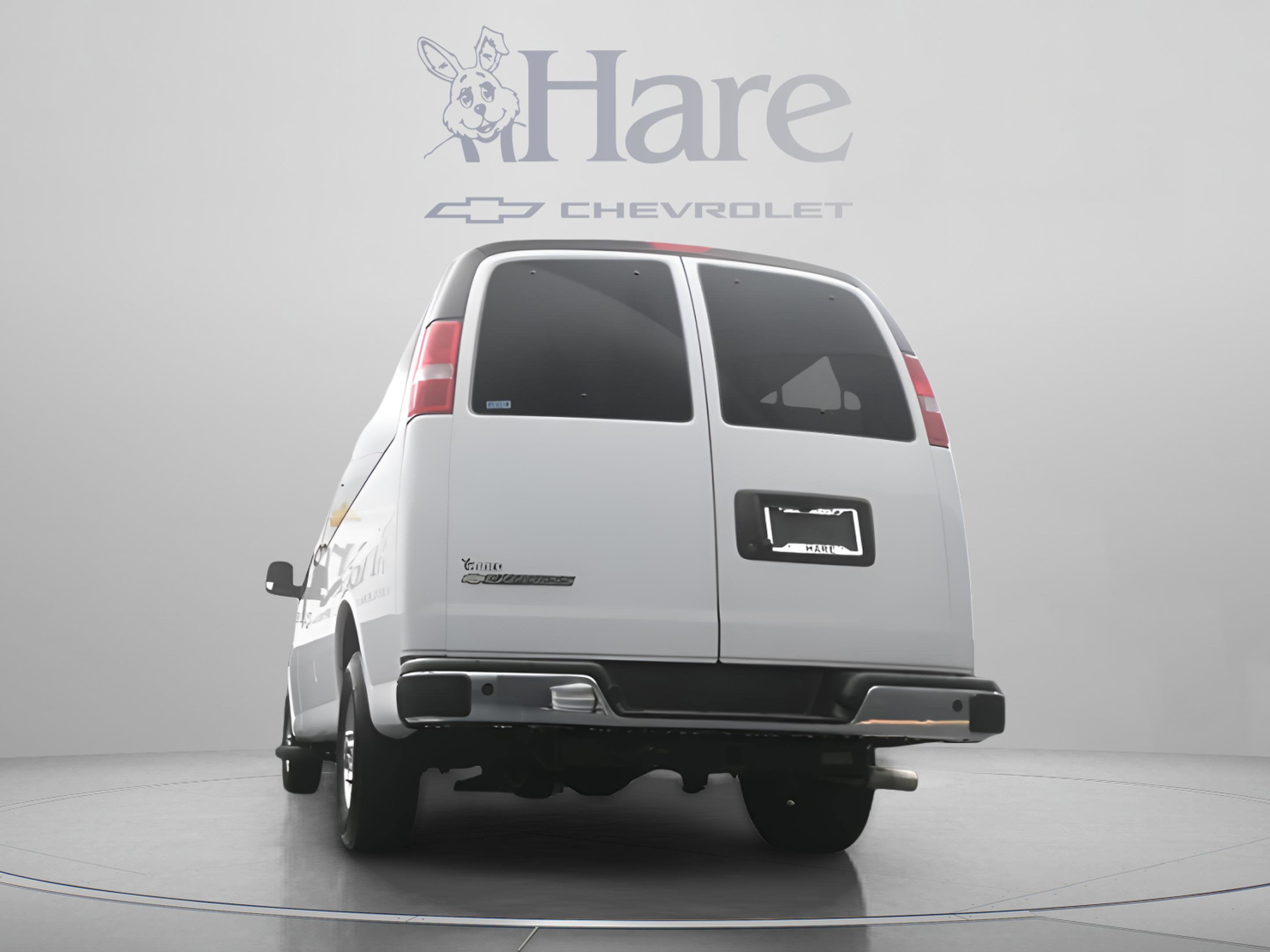 2025 Chevrolet Express 3500 LT Passenger