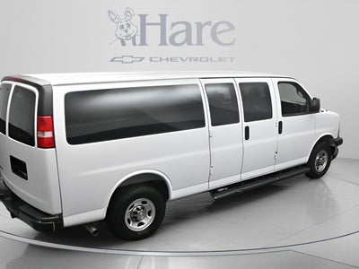 2025 Chevrolet Express 3500 LT Passenger