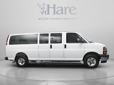 2025 Chevrolet Express 3500 LT Passenger