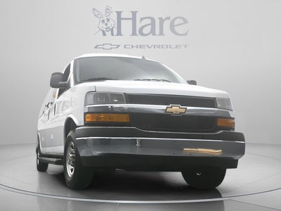 2025 Chevrolet Express 3500 LT Passenger