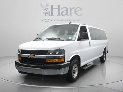 2025 Chevrolet Express 3500 LT Passenger