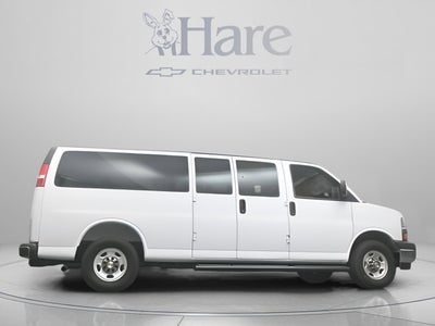 2025 Chevrolet Express 3500 LT Passenger