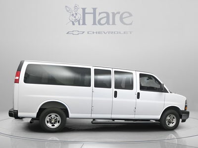 2025 Chevrolet Express 3500 LT Passenger